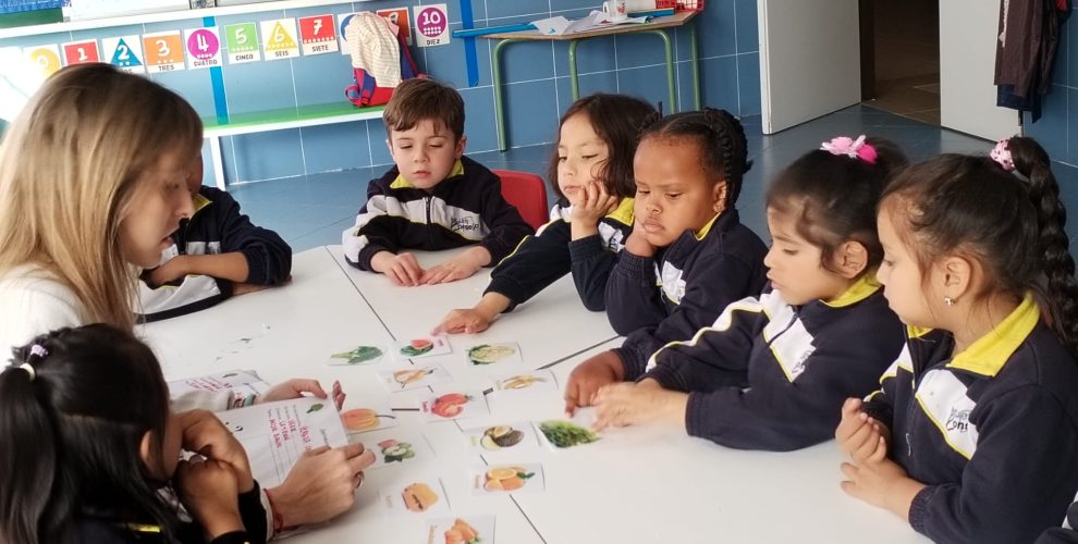 Taller Infantil: frutas y verduras en colores